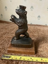 Vintage solid symbol berlin - vintage, of
