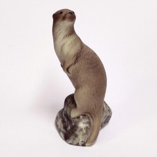 Highbank Porcelain - Otter Pup Standing (8 cm tall)