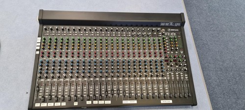 Mackie 2404 vlz4 - mackie,