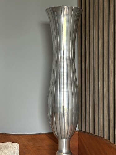 Art deco ribbed - deco, silver