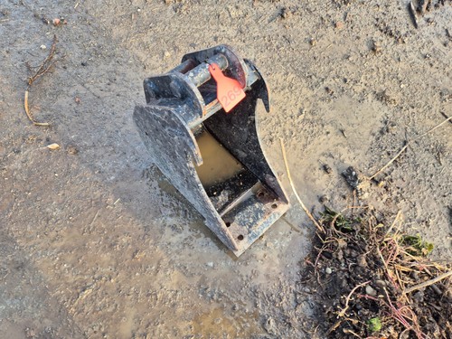 230mm excavator digging - 230mm,