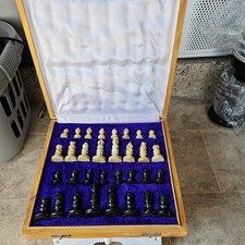 Vintage Hand Carved Chess Set Soap Stone Marble Board Inlay Wooden Display Box