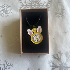 Alice In Wonderland White