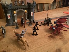 Knights And part Castle with 2x monsters horses and11 figures