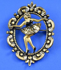 VINTAGE BALLERINA DANCER