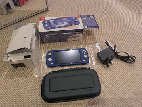 Nintendo switch lite - nintendo,
