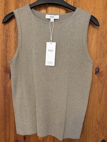 Marks spencer sleeveless - &,
