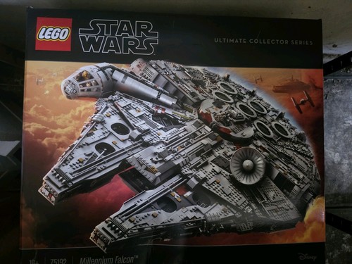 Star wars lego millenium - star,
