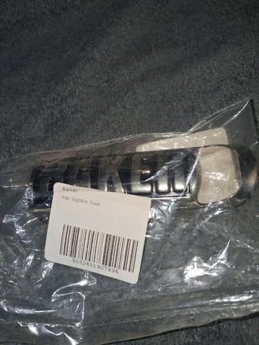Baker vintage nos - pile, lighter