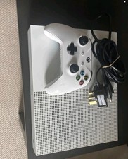 X box One With Controller