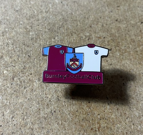 Burnley rare enamel football - burnley,