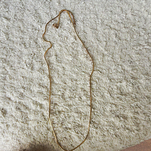 Gold tone metal - gold,