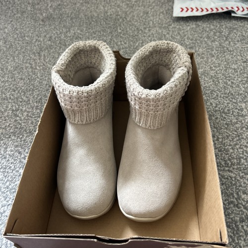 Sketchers slip beige size - in,
