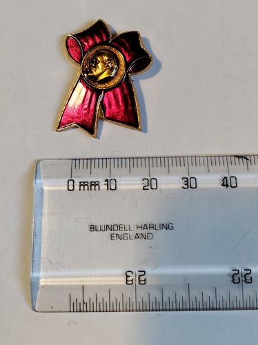 Lenin enamel badge soviet cccp - lenin,