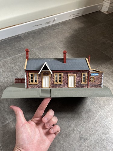 Hornby train scenes - ,, spare