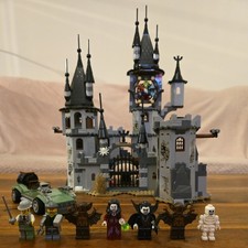 Lego 9468 Monster Fighters -Vampire Castle 100% Complete Perfect For Halloween