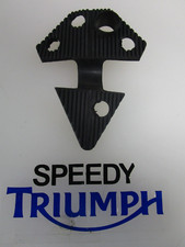 TRIUMPH DAYTONA 675 STREET TRIPLE 675 / 765 RS R  NUMBER PLATE RUBBER T2302226