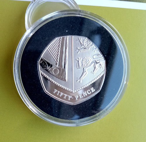 2018 royal shield 50p - royal, fifty