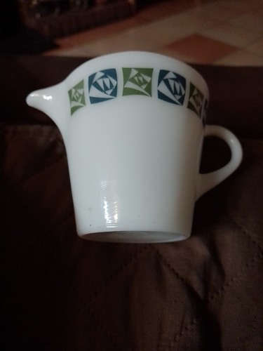 Vintage pyrex small milk jug - vintage,