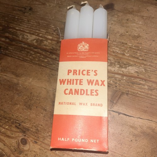Vintage box six - of, white