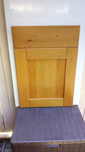 Solid light oak shaker kitchen - oak,