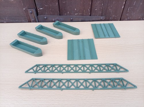 Airfix pontoon bridge - pontoon,