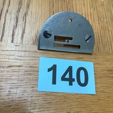 1955 SINGER 99k Sewing Machine Replacement Part Needle Plate Cover 32602 Screws