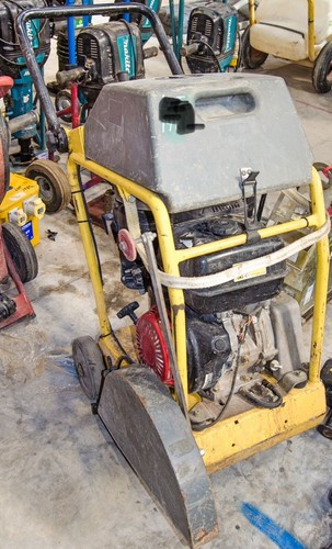 Wacker neuson petrol driven - petrol,