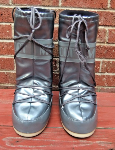 Moon boot the - moon,