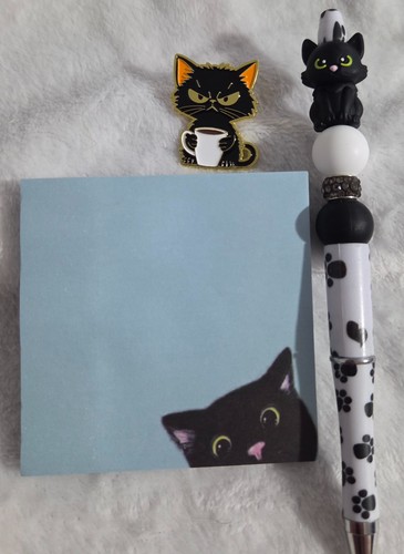 Black cat enamel - metal, pin