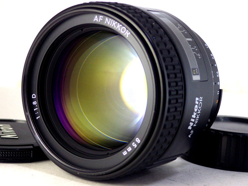 Nikon nikkor 85mm - f/1.8, d