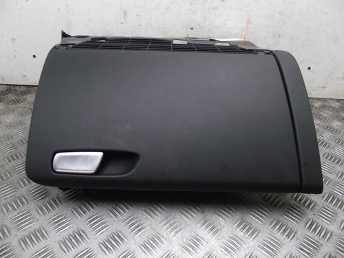 Audi glove box storage - a4,