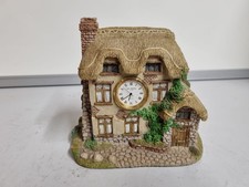 Rustic Resin Model Country