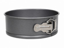 18cm Non-Stick Springform Cake