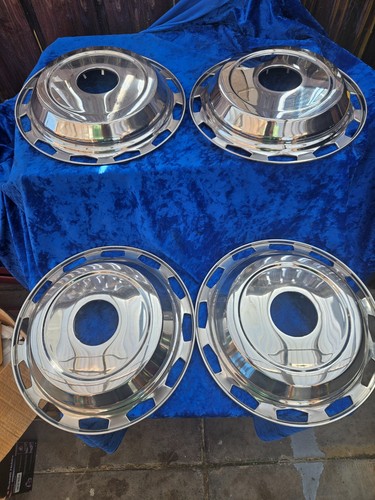 Triumph 1300 1500 hubcaps - triumph, 1300/1500