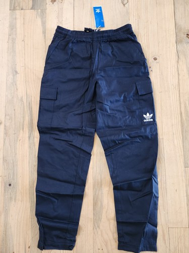 Adidas originals trefoil - originals,
