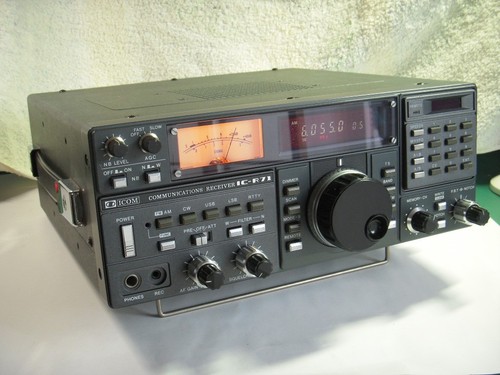 Icom r71 communications - icom, hf
