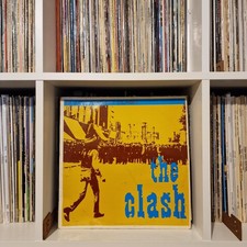 The Clash - Black Market Clash