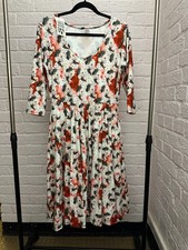 Carolina Dress Room Peggy size