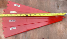 18" ADJUSTABLE SHELF BRACKETS. COLOUR RED. QTY 4