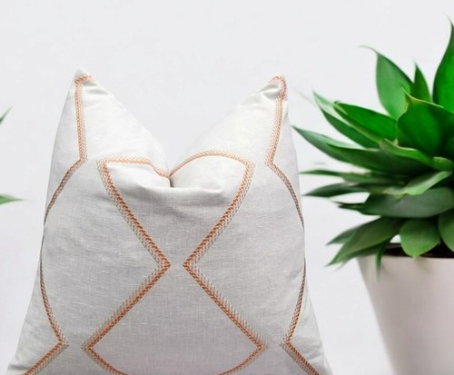Geometric embroidered aztec - .,