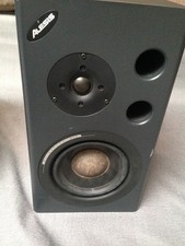 x1 Alesis M1 MK II Active