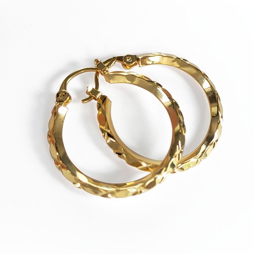 9ct yellow gold - filled, diamond