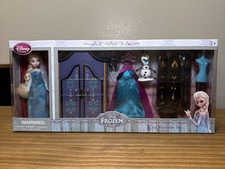 Disney Store Frozen Elsa