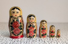 60s 70s Vintage Retro USSR Russian Nesting Set 5 Dolls Matryoshka Wooden