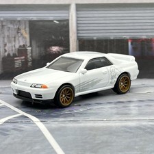 Hot Wheels Premium Nissan