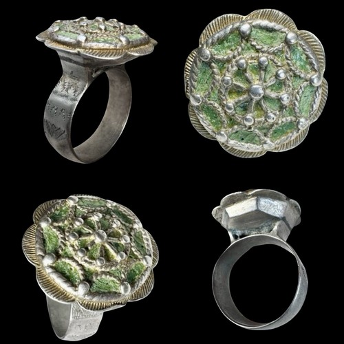 Post medieval silver ring - post,