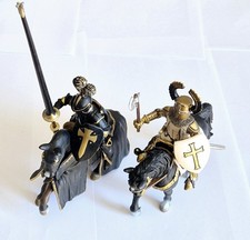 2x Schleich World of Knights
