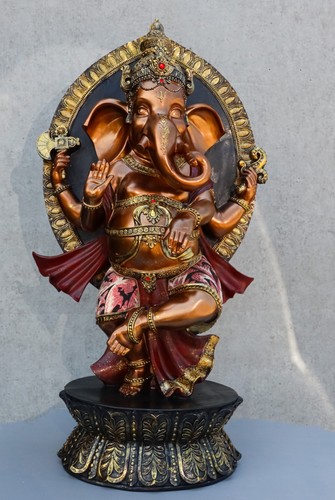 Large hindu god - hindu, dancing