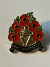 U.D.R. Ulster Defence Regiment Rememberance Badge. 